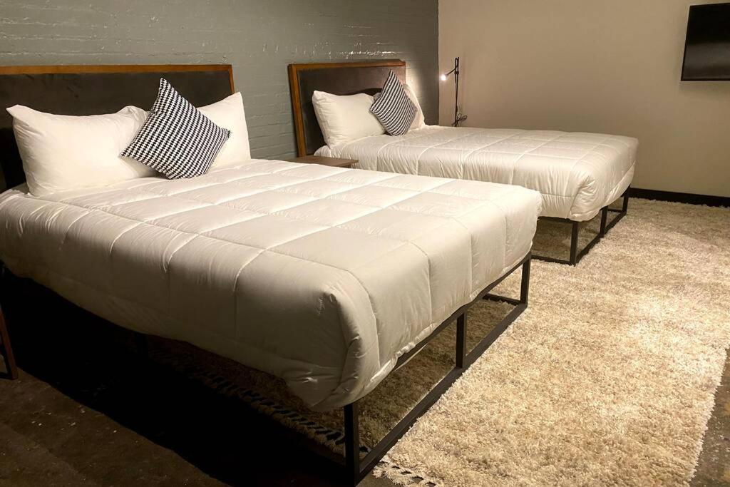 3E-Spacious 2 Bedroom In Oakland, Sleeps 8 피츠버그 외부 사진